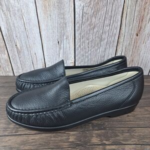 SAS Simplify Tripad Comfort Slip On Leather Loafer Women’s Sz 8.5 M Black (NWOB)